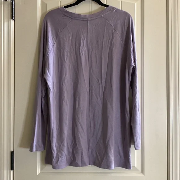 Banana Republic long sleeve top NWOT - Picture 6 of 6
